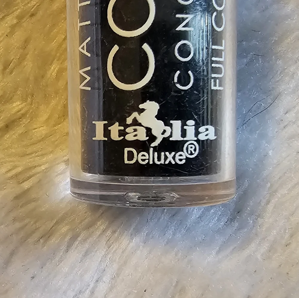 Italia Deluxe Pick 1 Color of Matte Cover Up Concealer Stick Conceal - Tan